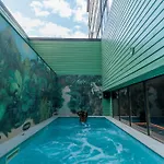 Hotel The Dean