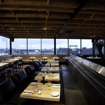 فندق The Dean Centre 4*
