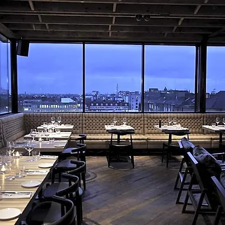 فندق The Dean Centre 4*