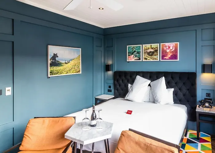 Hotel The Dean