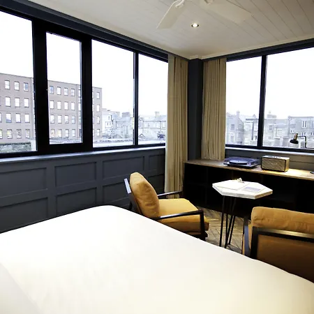 ذا دين فندق