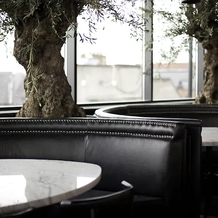 ذا دين فندق 4*