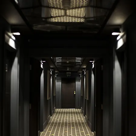 The Dean Centre 4*